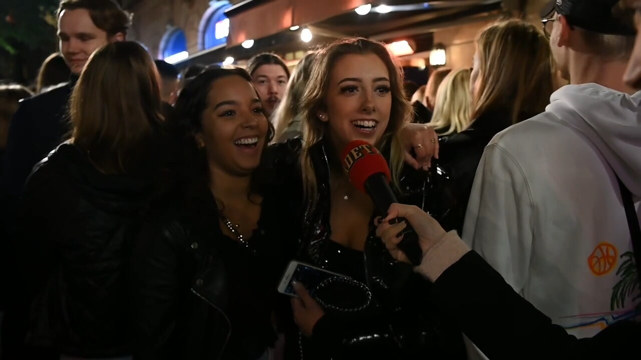 Så firade Stockholm i natt: "Stå upp på borden och festa!"