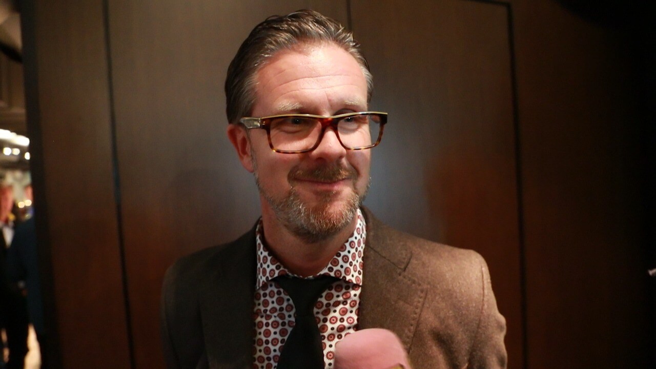 Norling om festen: ”Jag funkar bäst vid sidan om”