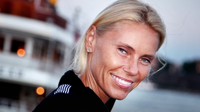 Här visar Anna Anka upp nya kärleken