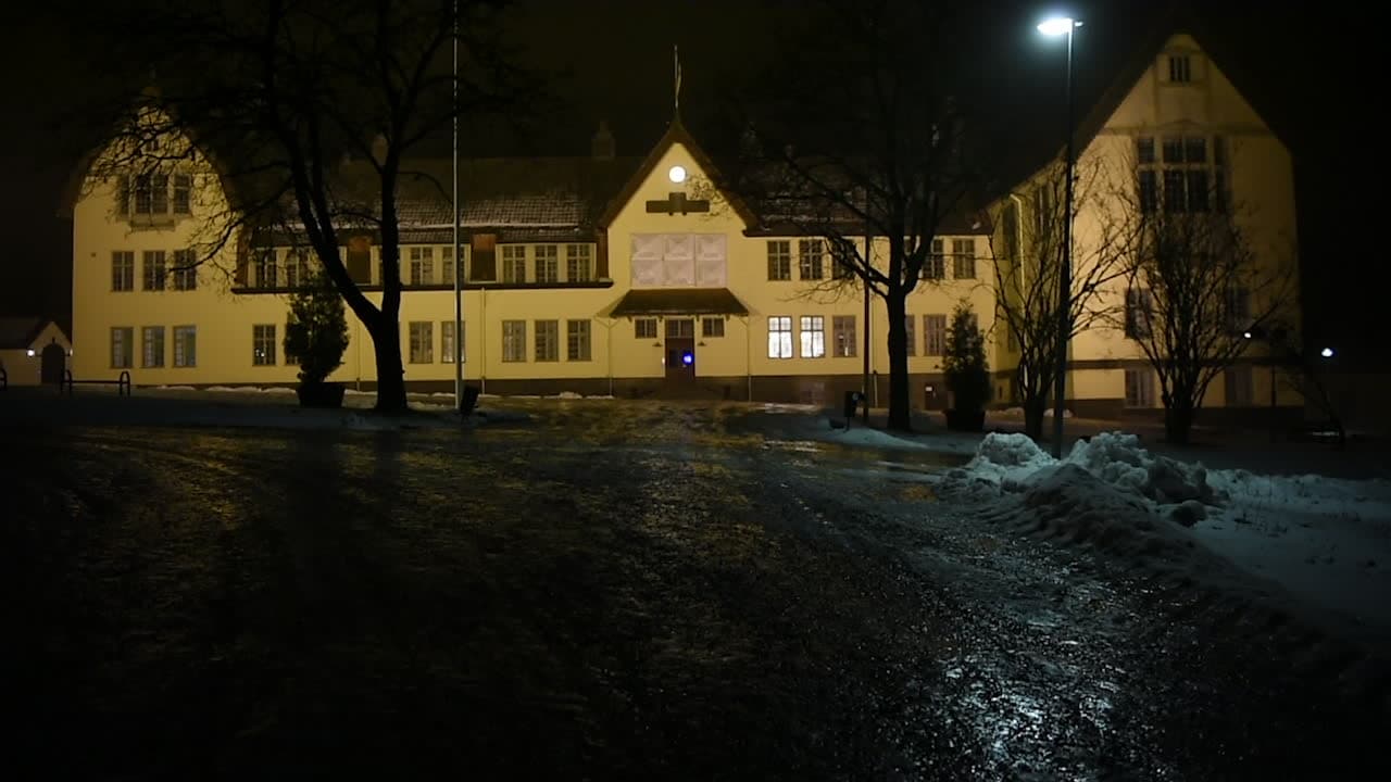 Elev slogs med läderbälte på Lundsberg