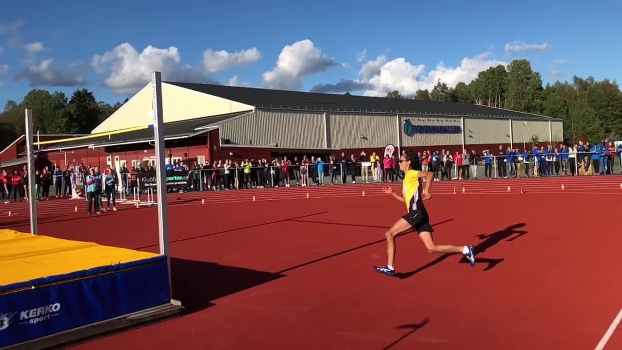 Se Melwin Lycke-Holms nya jättehopp