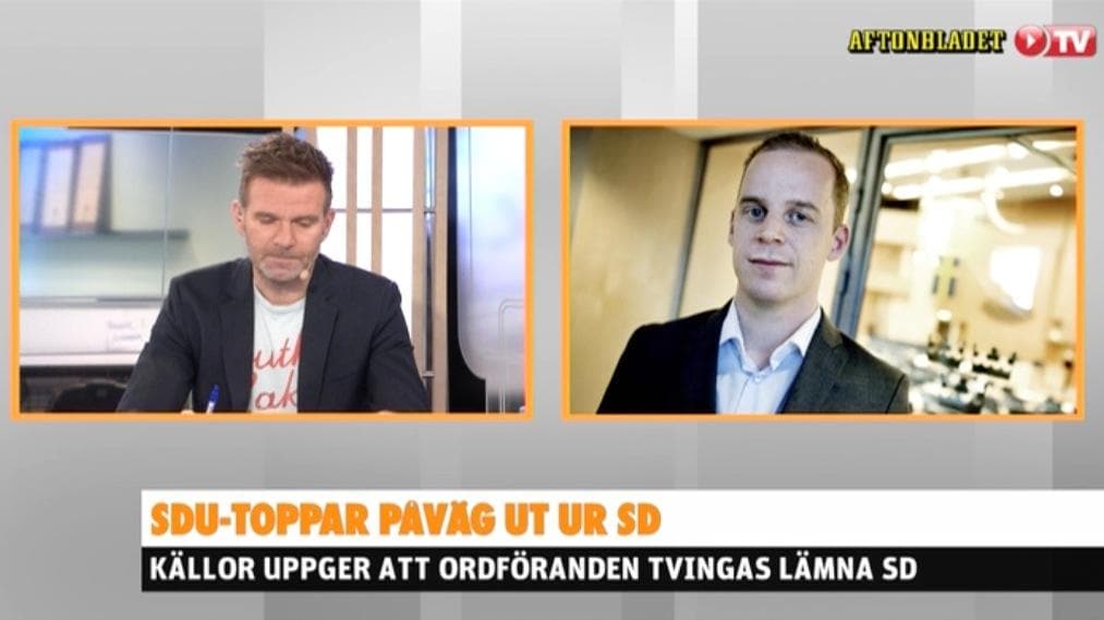 SDU-toppar påväg ut ur SD