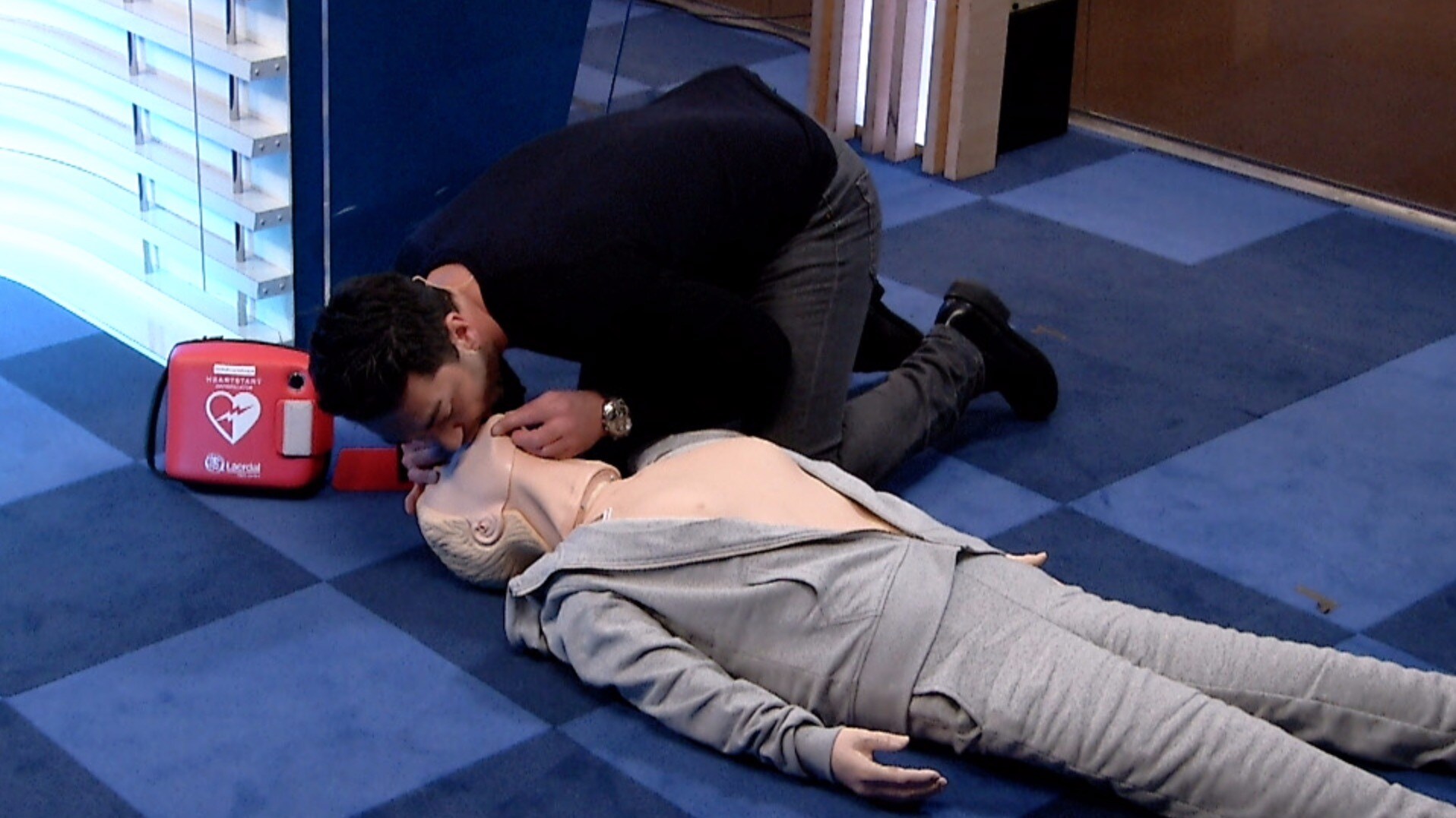 Hjärt-lungräddning – så gör du