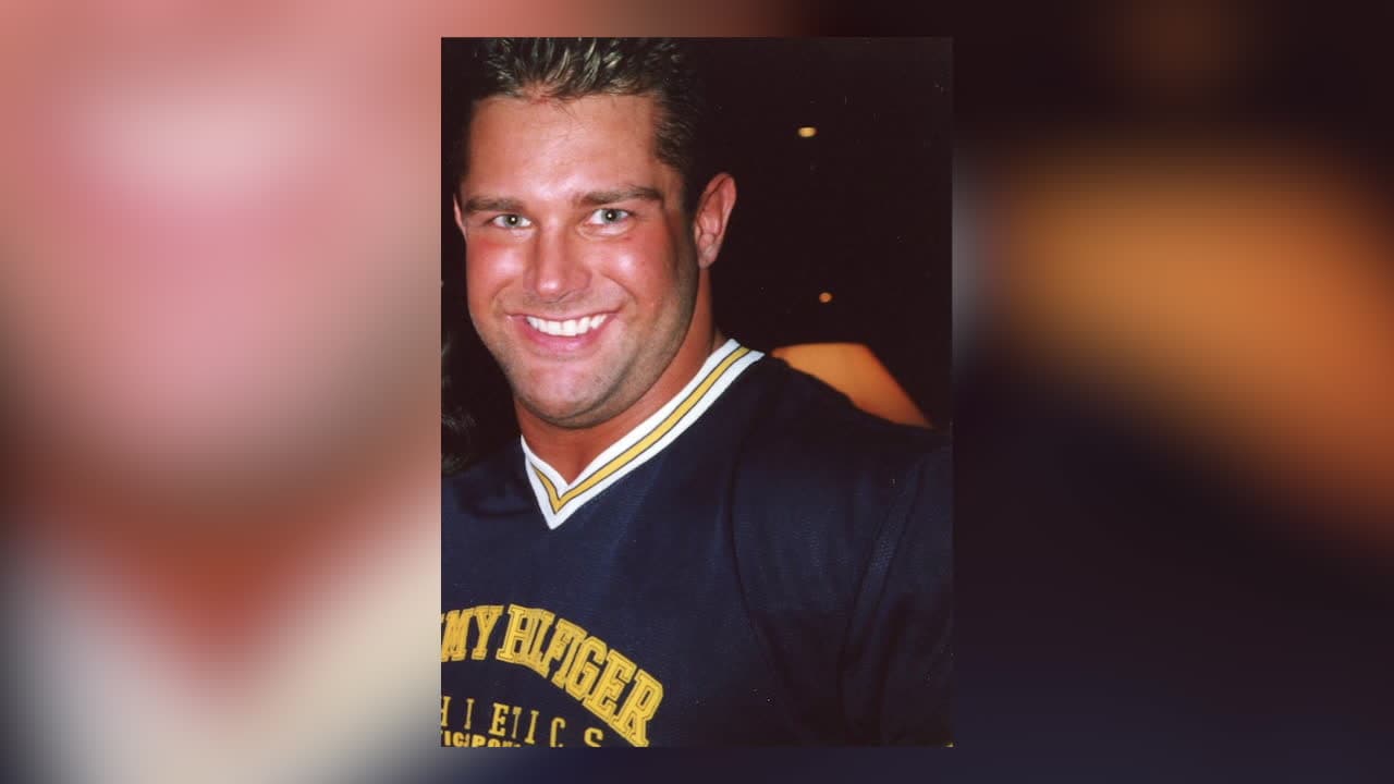 Wrestling-stjärnan hittad livlös i en cell