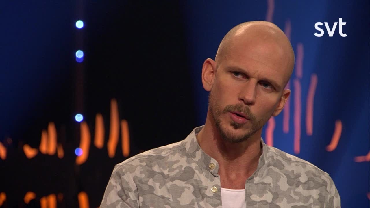 Gustaf Skarsgård gick mammans nykterhetskurs