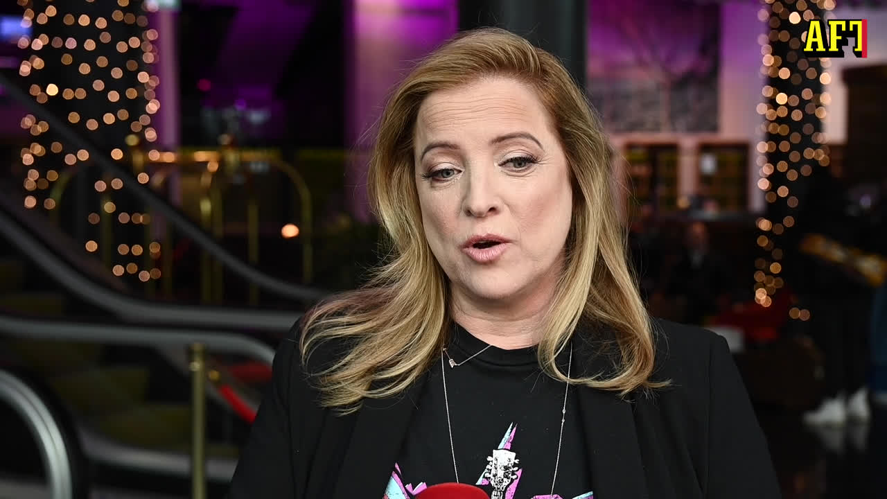 Shirley Clamps sjukdomsoro inför Mello: “Luftrörskatarr och 39 graders feber”