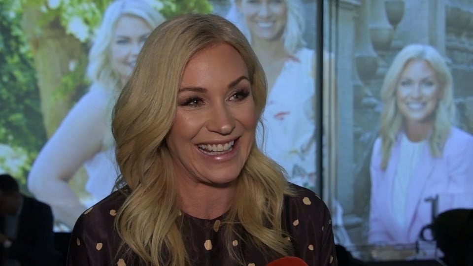 Jessica Andersson avslöjar frieriet i “Ensam mamma söker"