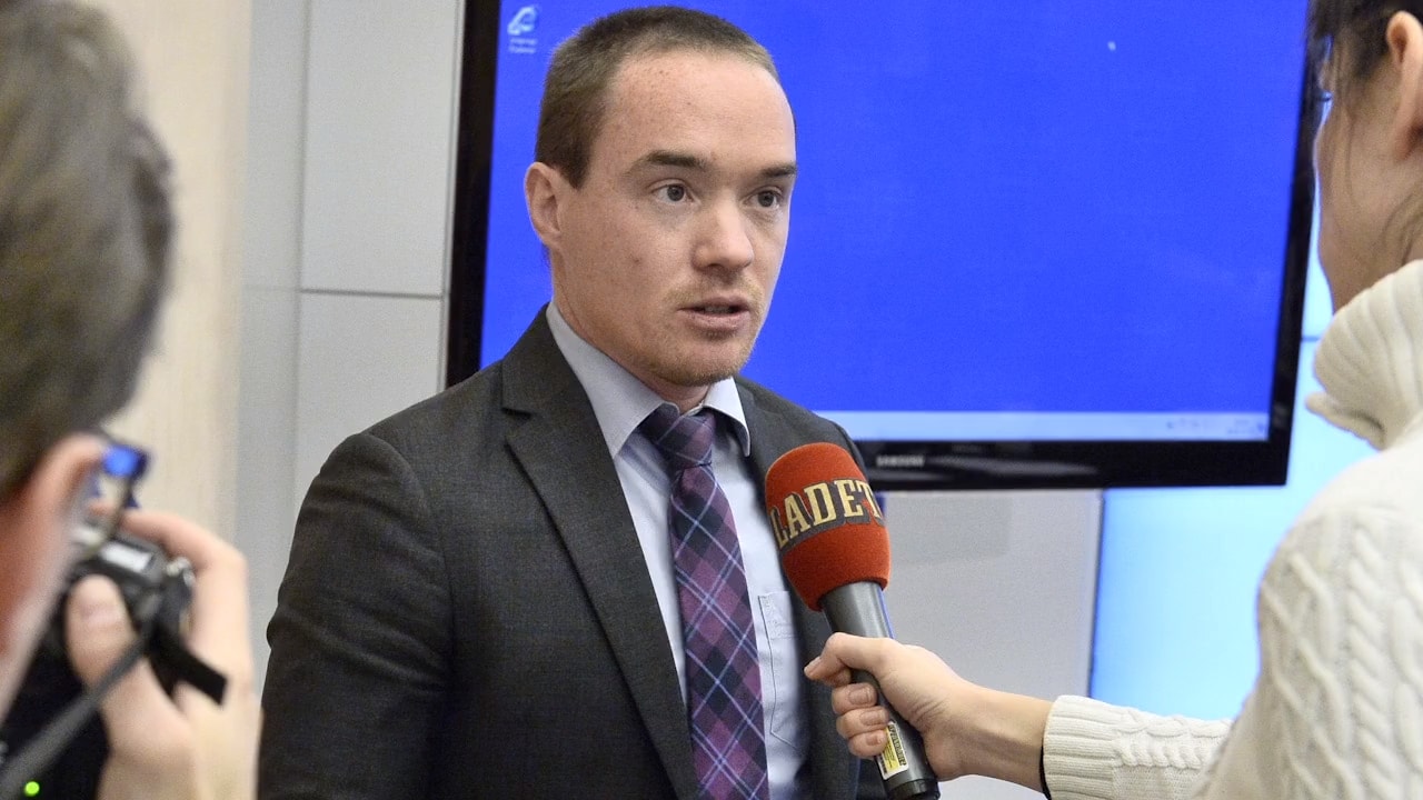 Kent Ekeroth får 190 000 av SVT efter tvisten om järnrörsfilmen