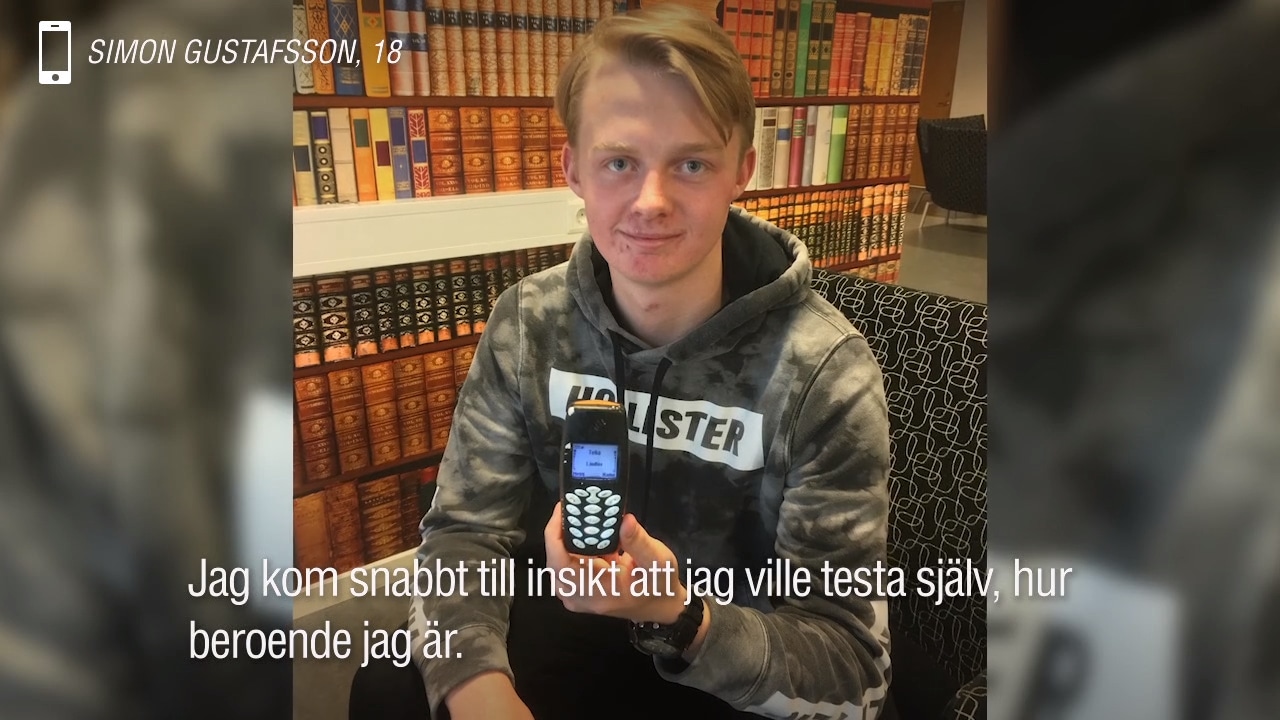 Simon, 18, berättar om livet utan smartphone: ”En befrielse”