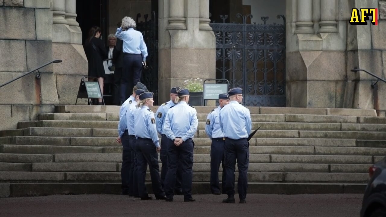 Här hålls hedersbegravningen för den skjutna polismannen Andreas Danman.