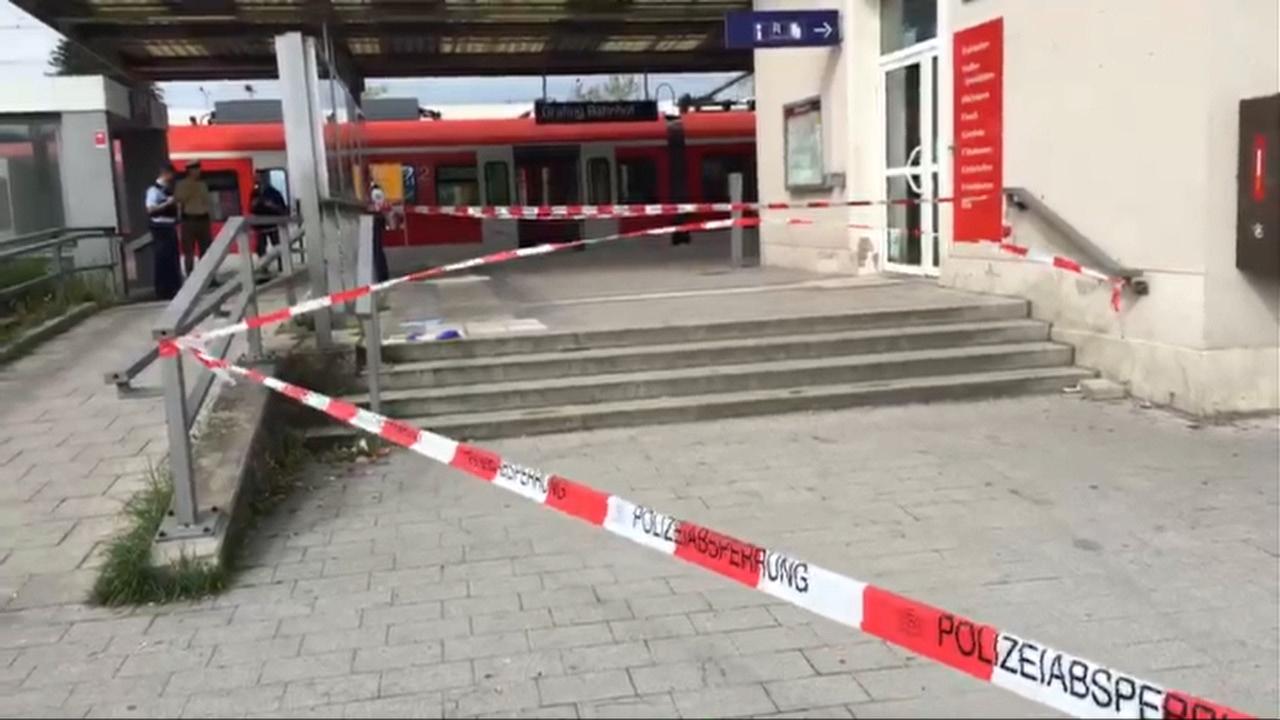 En död efter knivattack München