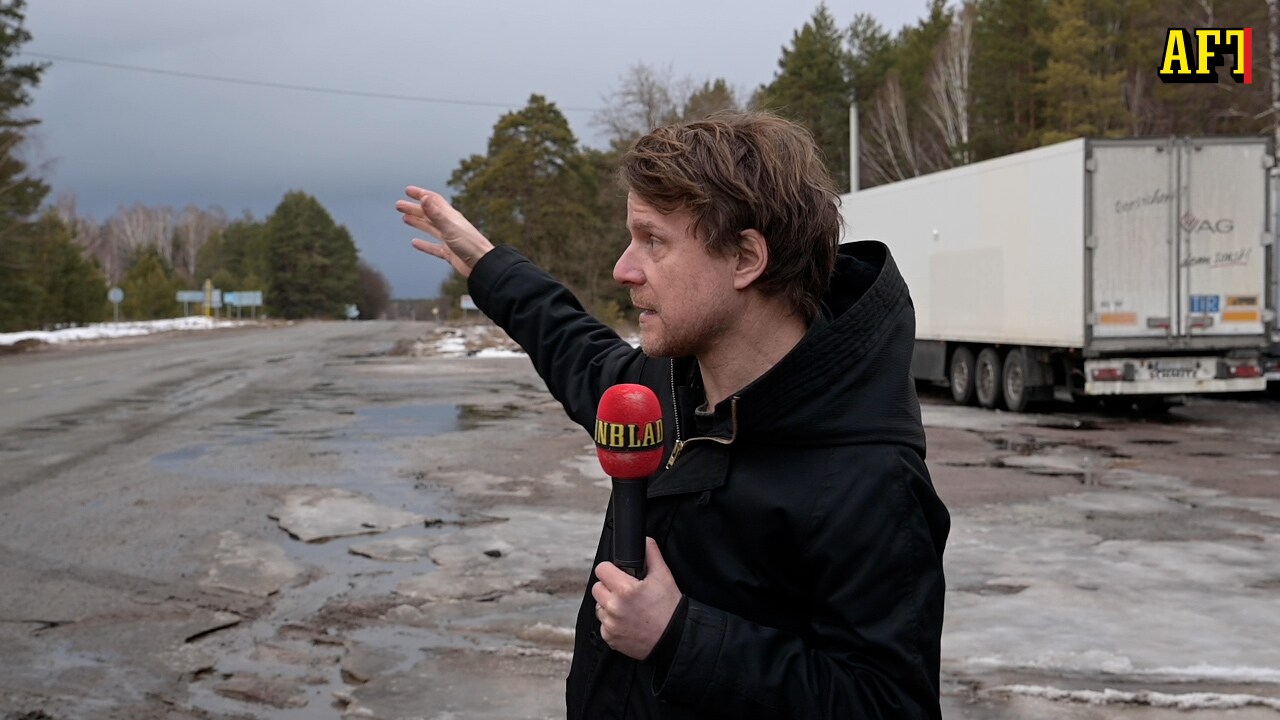 På plats vid ukrainska gränsen: "Märkligt lugnt"