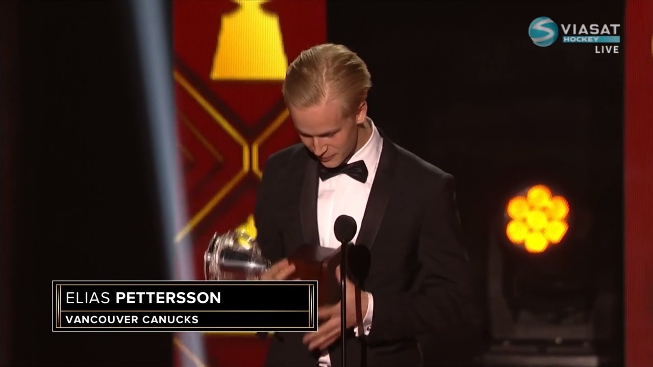 Här vinner Elias Petterson Calder Trophy