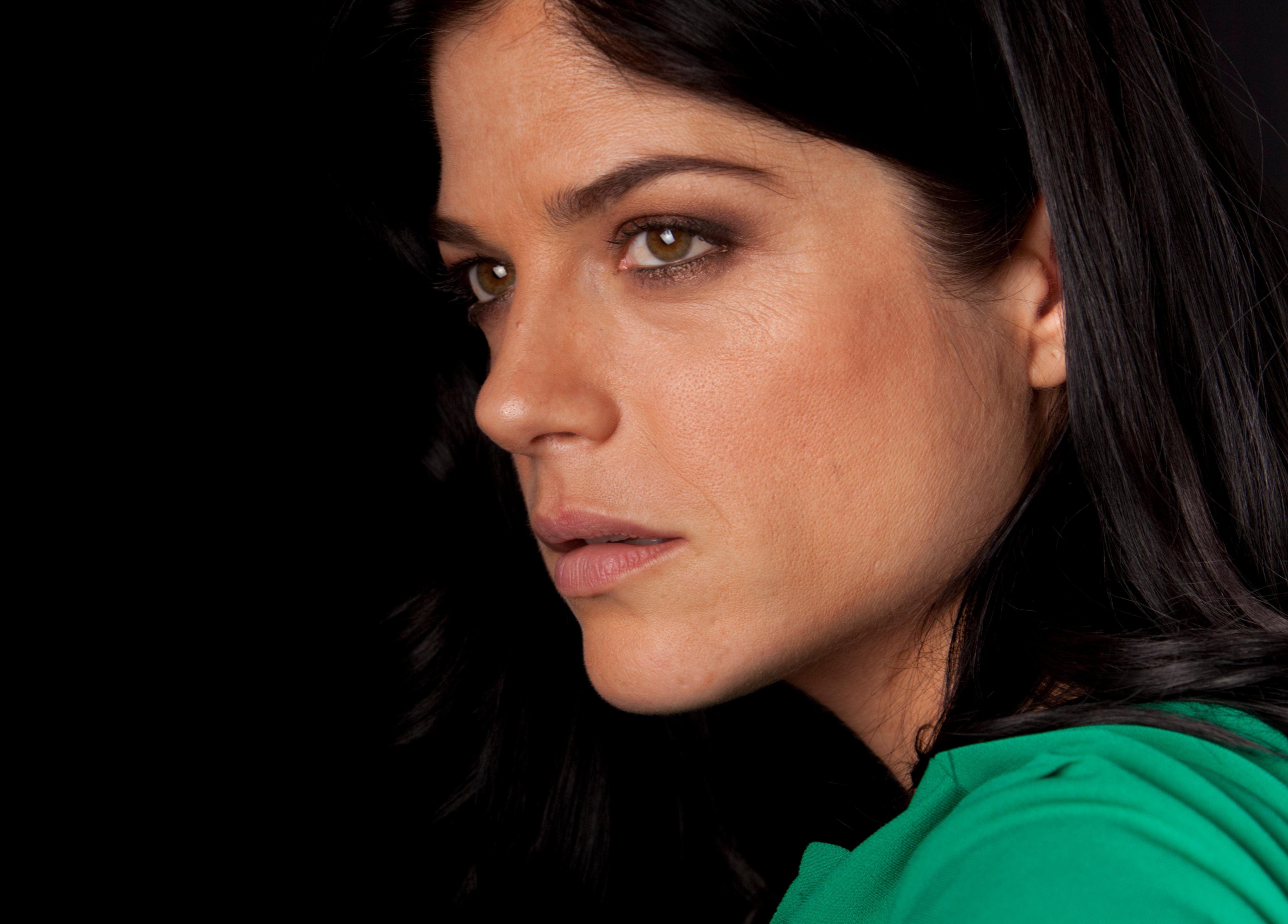 Selma Blair ber om ursäkt efter sammanbrotten