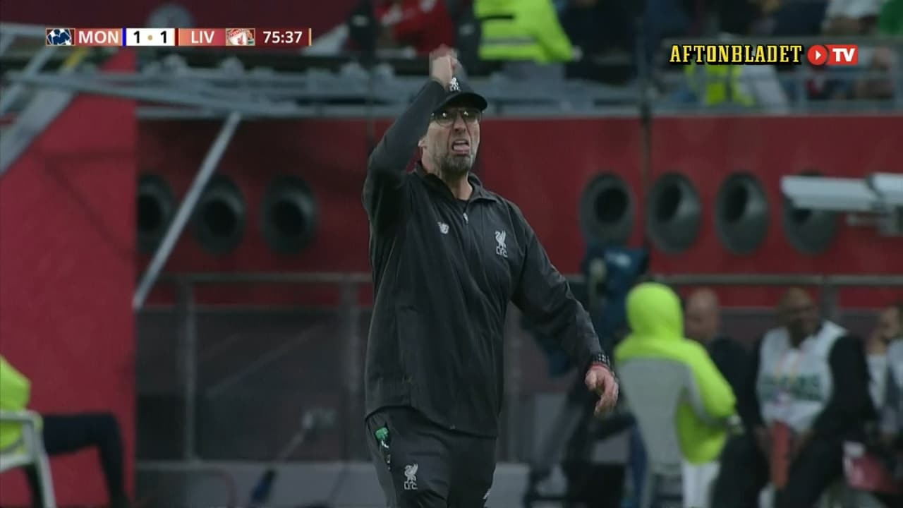 Klopp varnas – efter märkliga gesten