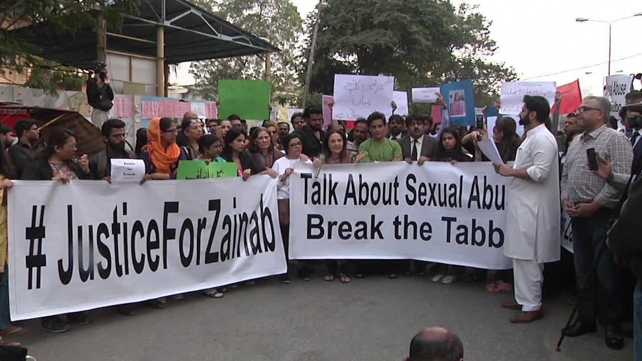 Demonstrationer i Pakistan efter brutalt sexmord på flicka