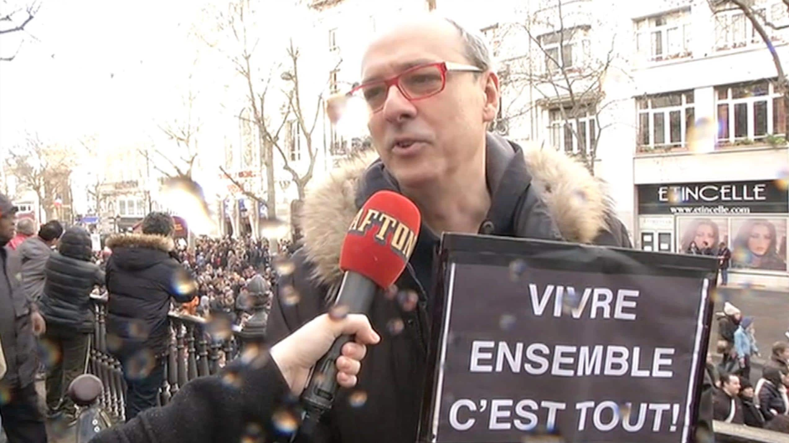 Hör röster från manifestationen i Paris