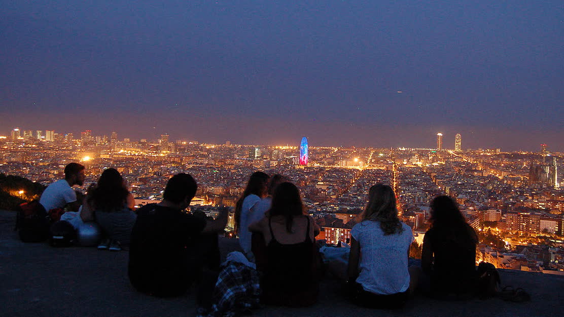 Hit vill svenskarna åka i höst