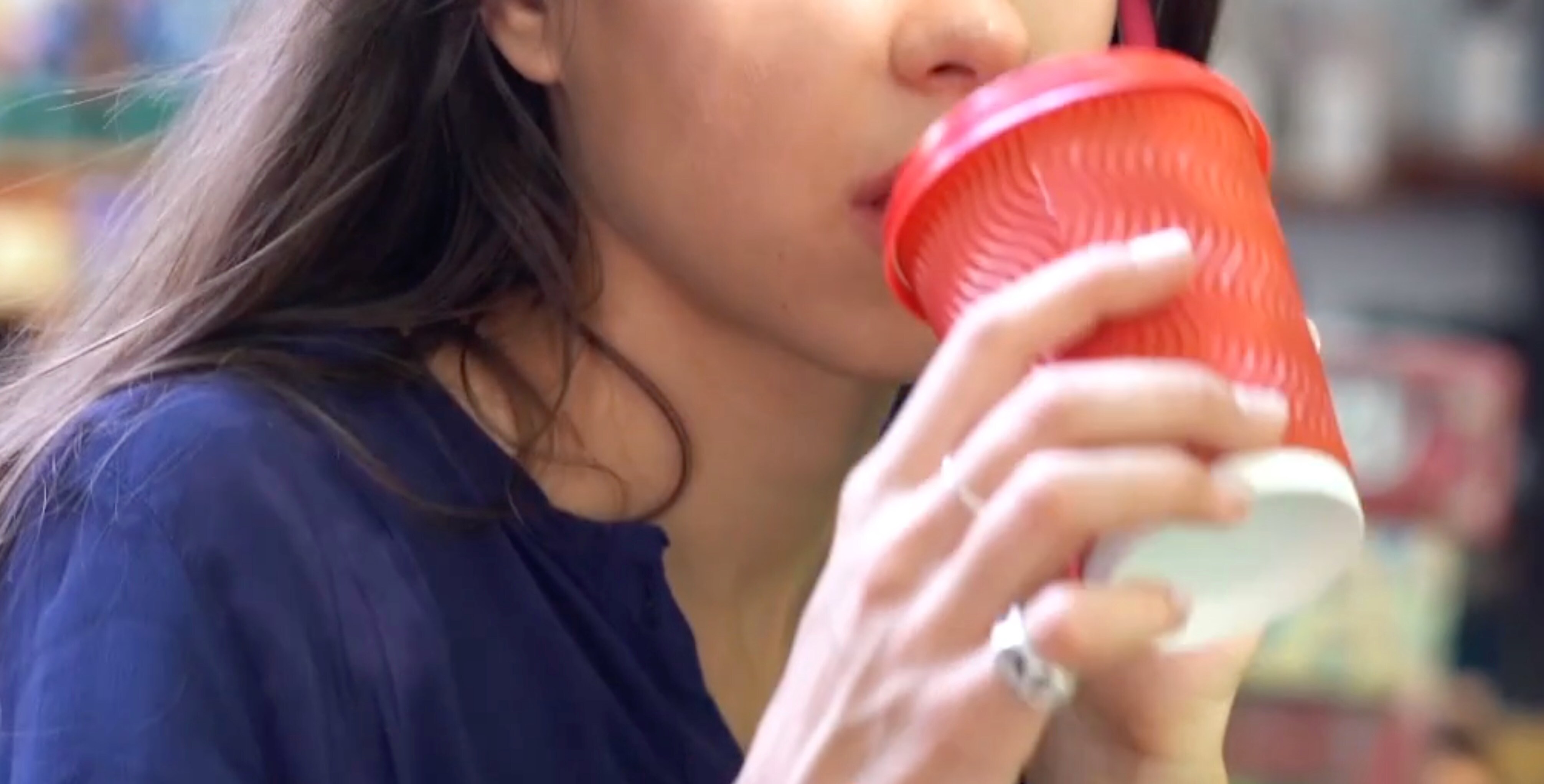 Så "bojkottar" kedjorna engångsmuggar