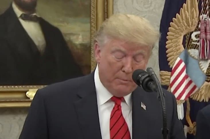 Trump vill hitta visselblåsaren