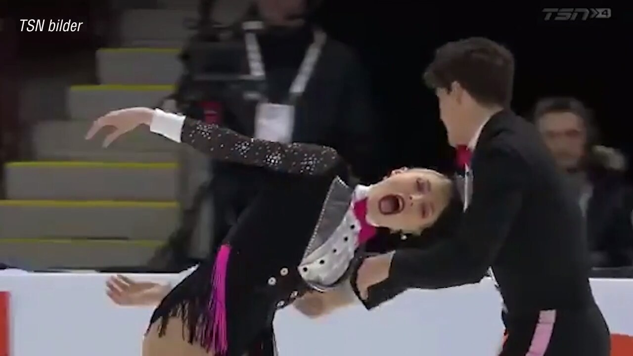 Här råkar hon ut för det osannolika mitt i programmet