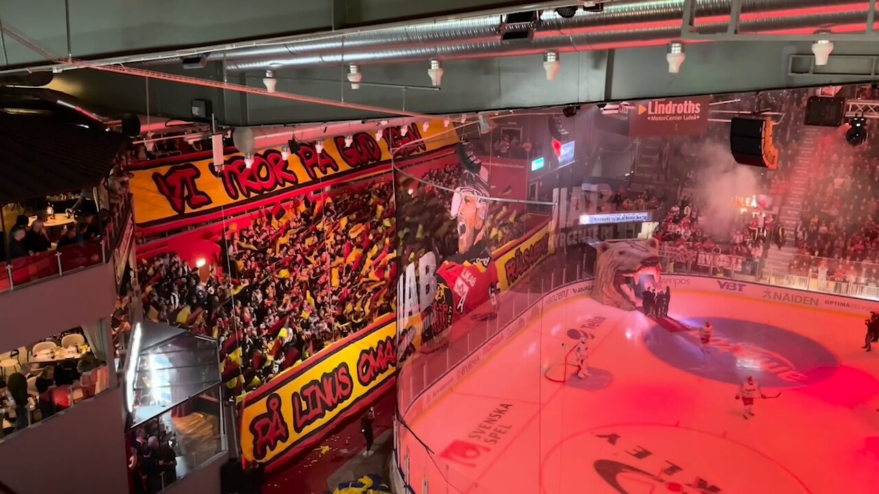Linus Omark hyllades av Luleåfansen med ett mäktigt tifo