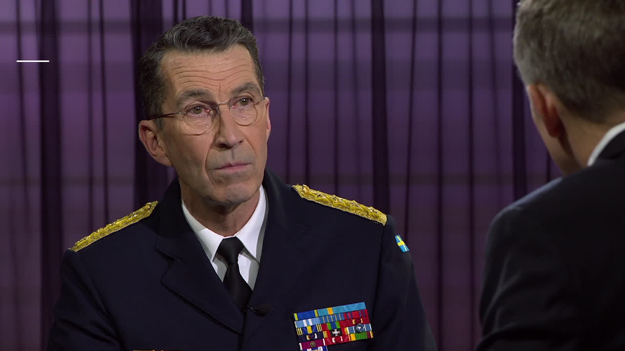 ÖB om polisskandalen: ”Ger det personliga stöd hon verkligen behöver”