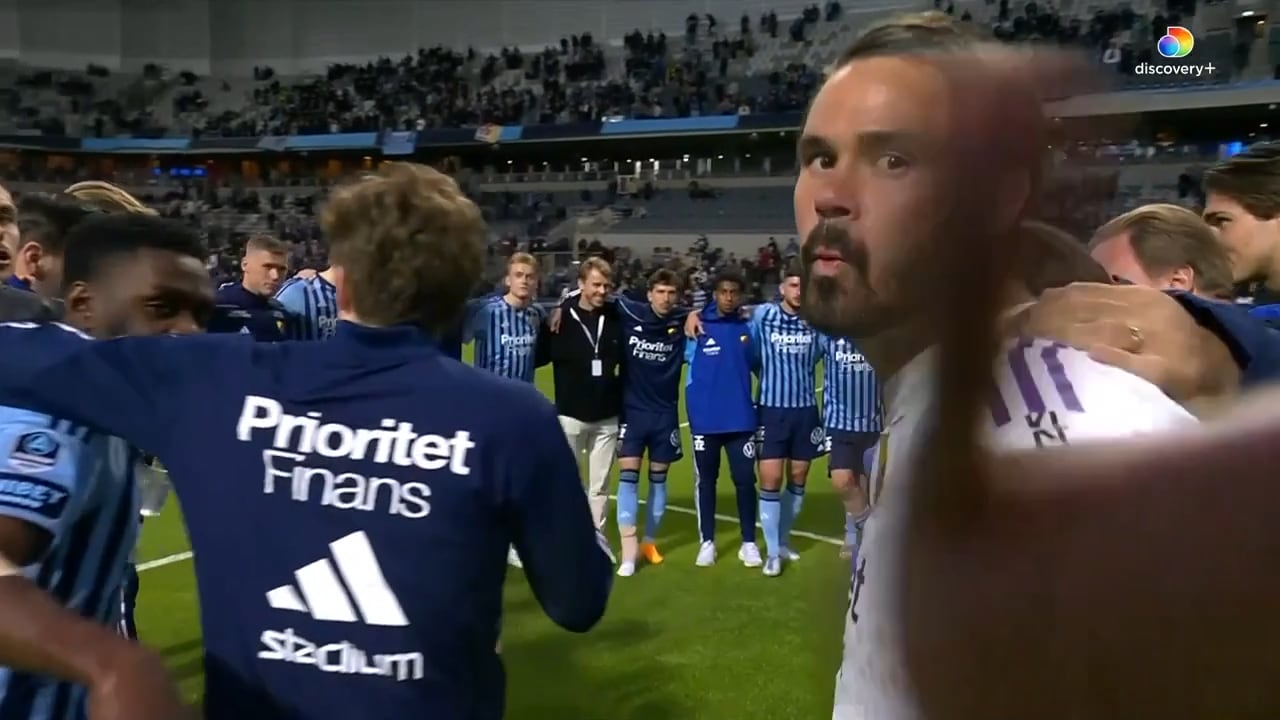 Här slår Djurgården bort kameran efter segern