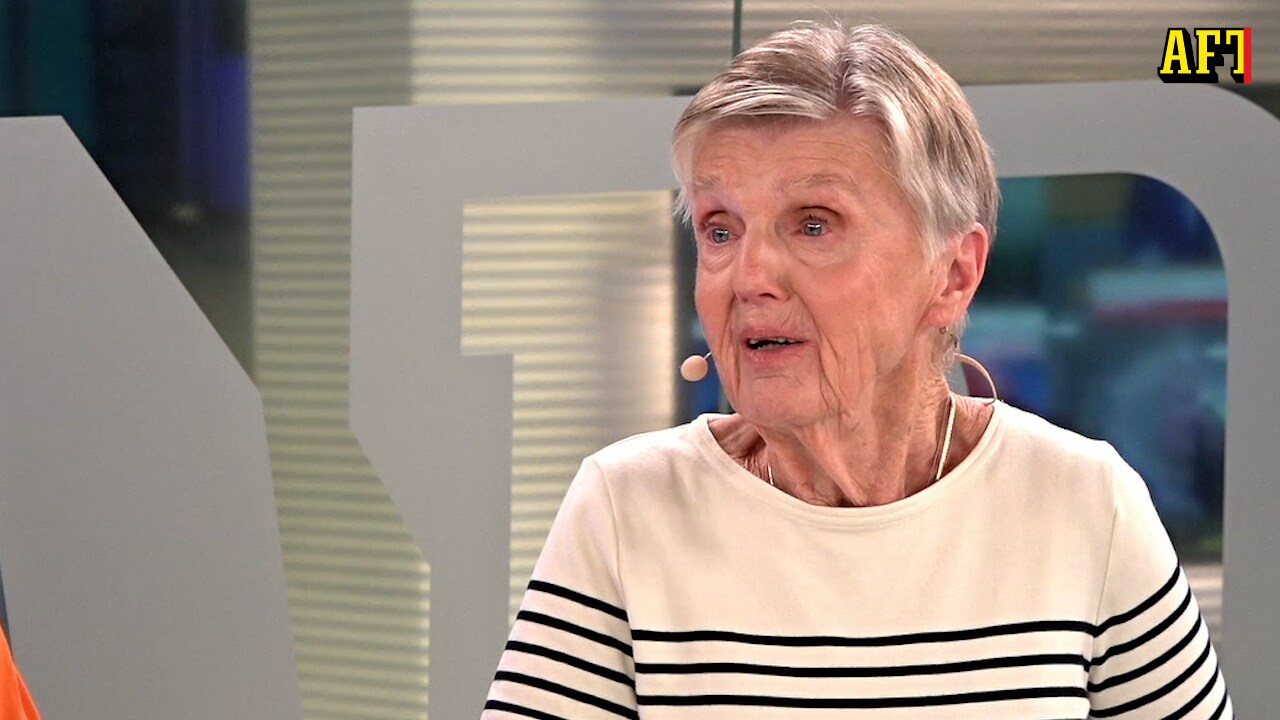 Barbro Westerholms tårar:  ”Vi kanske gjort fel att isolera SD”