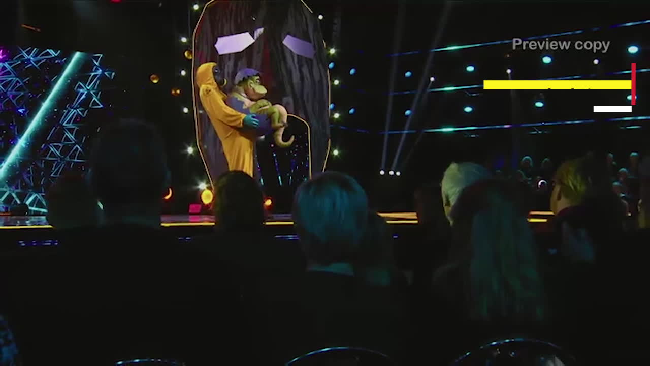 Här får T-Rex och Forskaren ta av sig masken