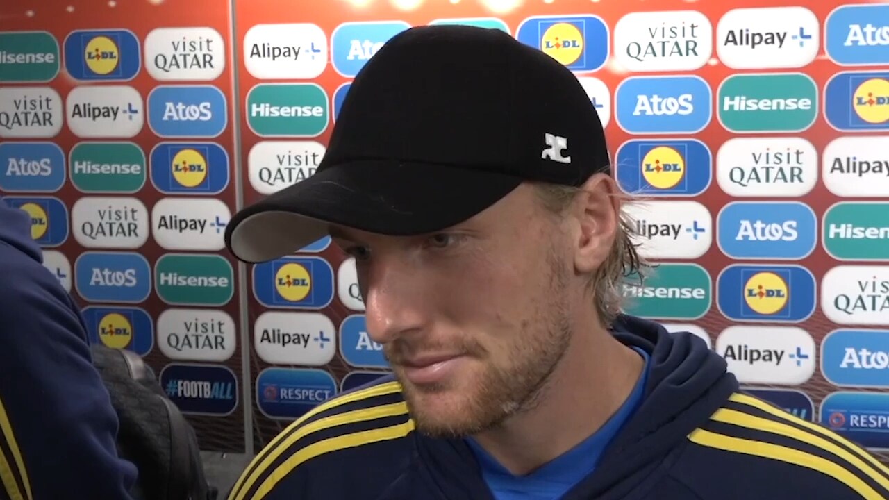 Kastade upp tröjan på läktaren: "Bra stöd på min kant"