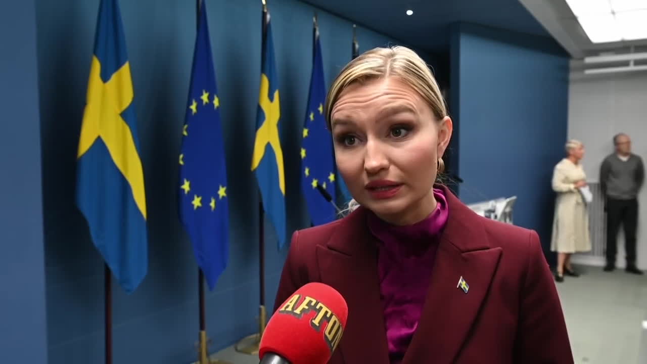 Ebba Busch: ”Kommer ske i två steg”