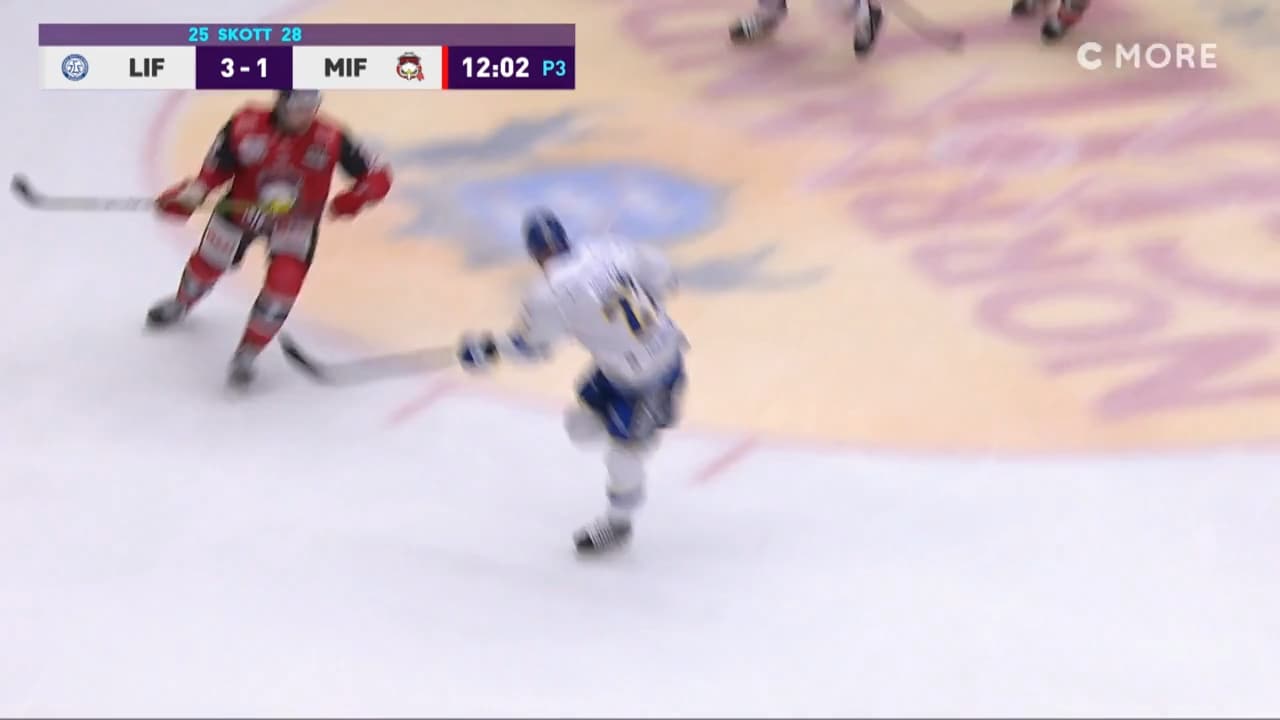 Här klackar han pucken till sig själv – se drömmålet