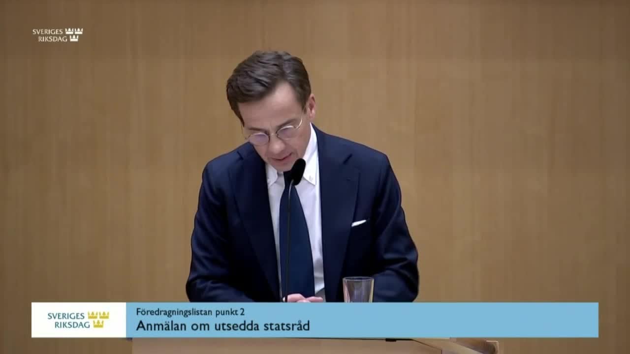 Här presenterar Ulf Kristersson (M) sina ministrar