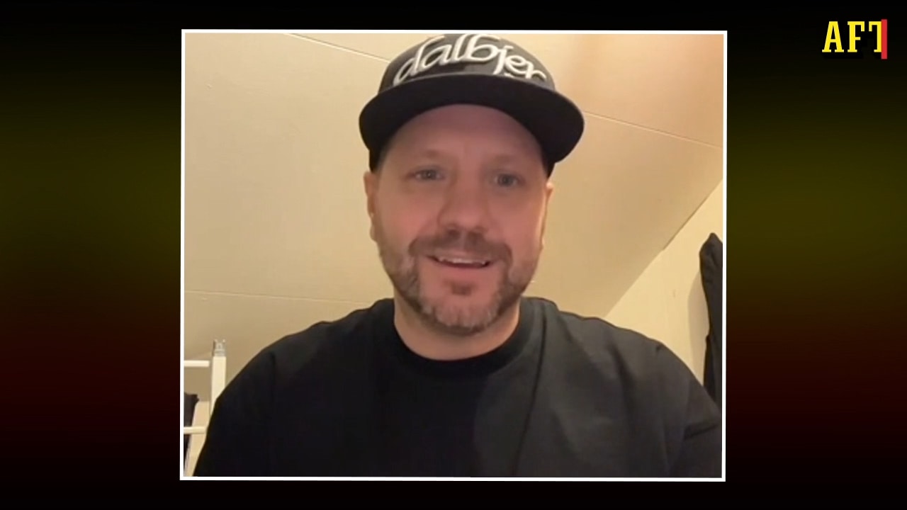 Julhjälten Alexander: ”Har själv sett min mamma kämpa”