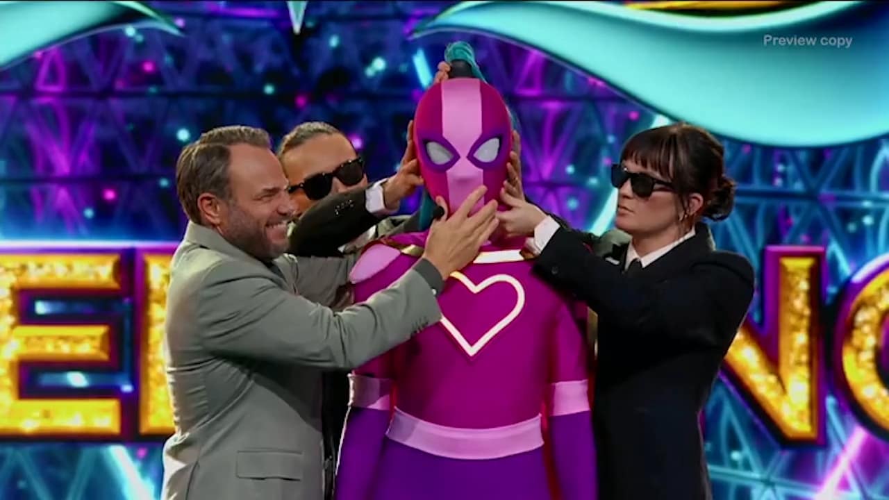 Här tar Superhjälten av sig masken: ”Jäklar”