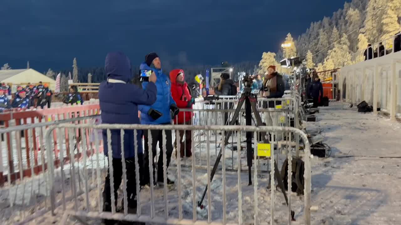 Här får Petter Nortug glädjefnatt efter brorsans andraplats
