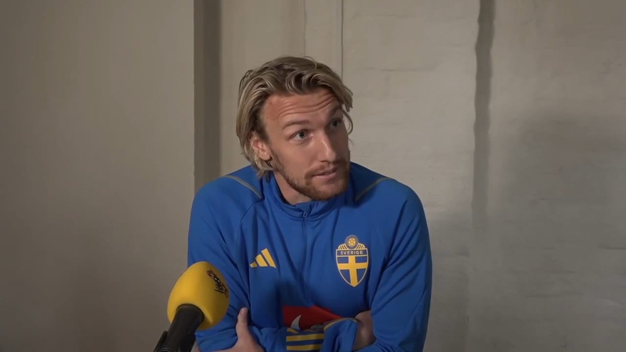 "Kan inte kräva fullsatt en kväll i November... eller vad är det? September?"