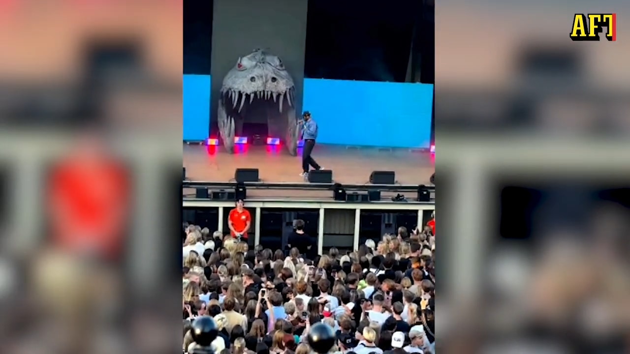 Här hyllas 15-åriga Elias på konserten: ”Vila i frid”