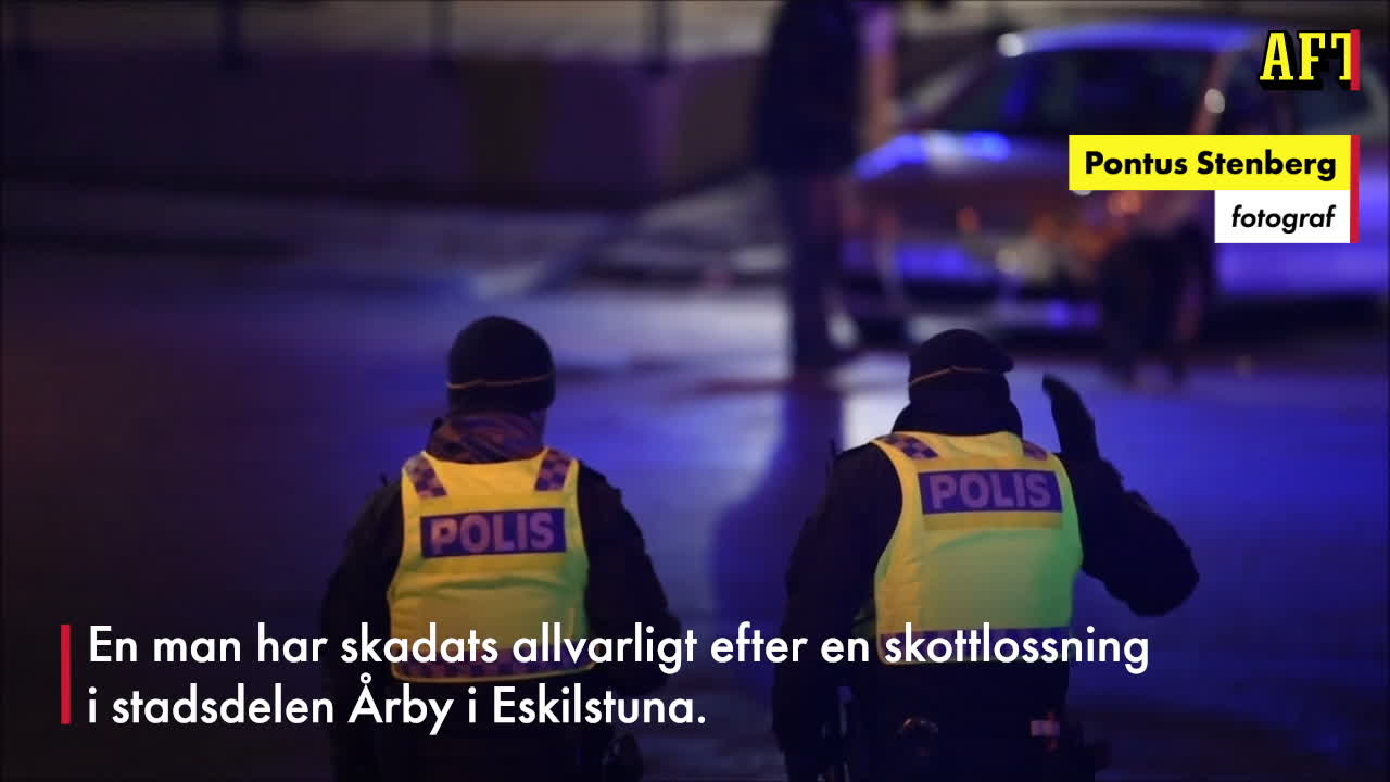 Se bilderna: Pådrag efter skottlossning – brinnande bil hittad i samband med händelsen