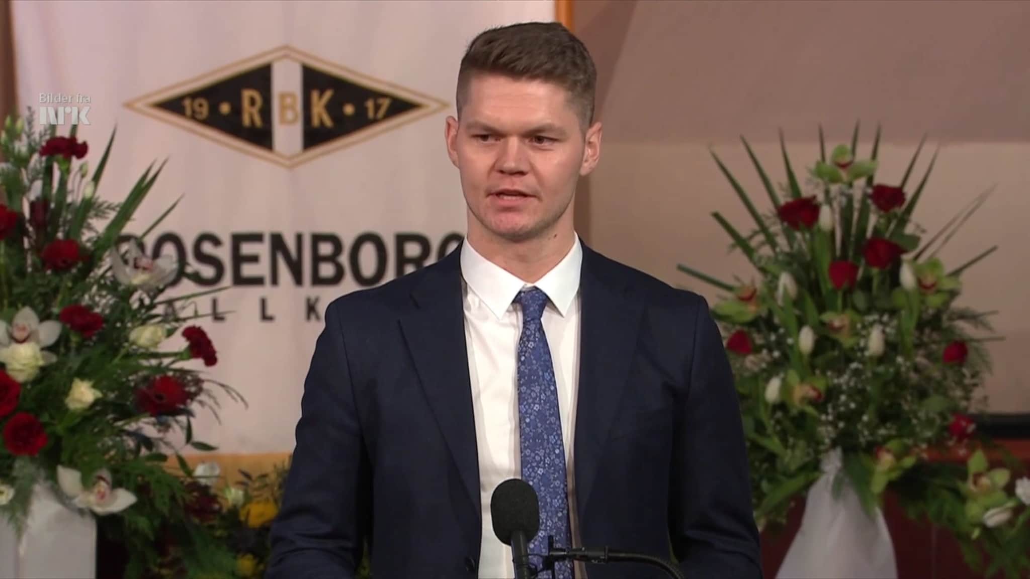 Nils Arne Eggens barnebarn, Christian Eggen Rismark, holdt en rørende tale i Orkdal kirke.