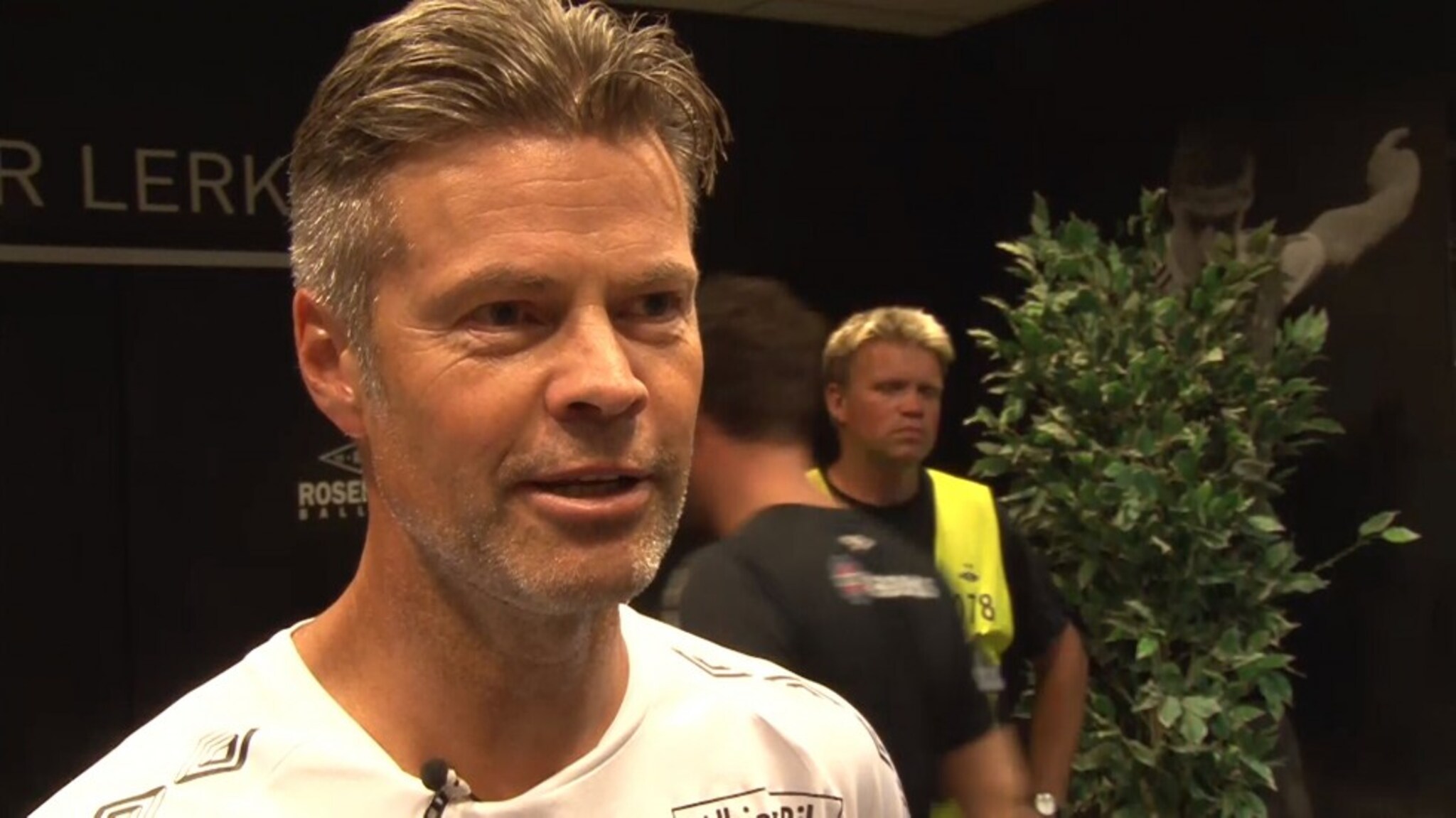 - Vi spiller destruktivt i dag