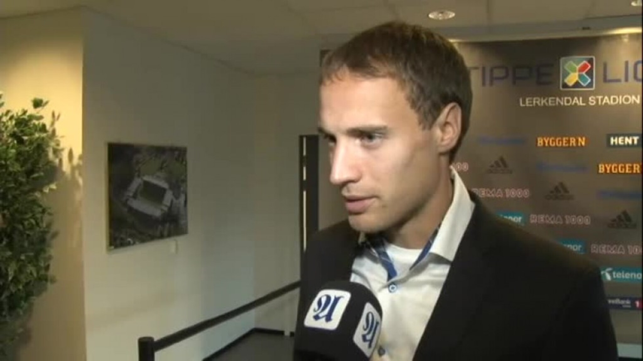 - Jeg fikk en kraftig smell i tinningen