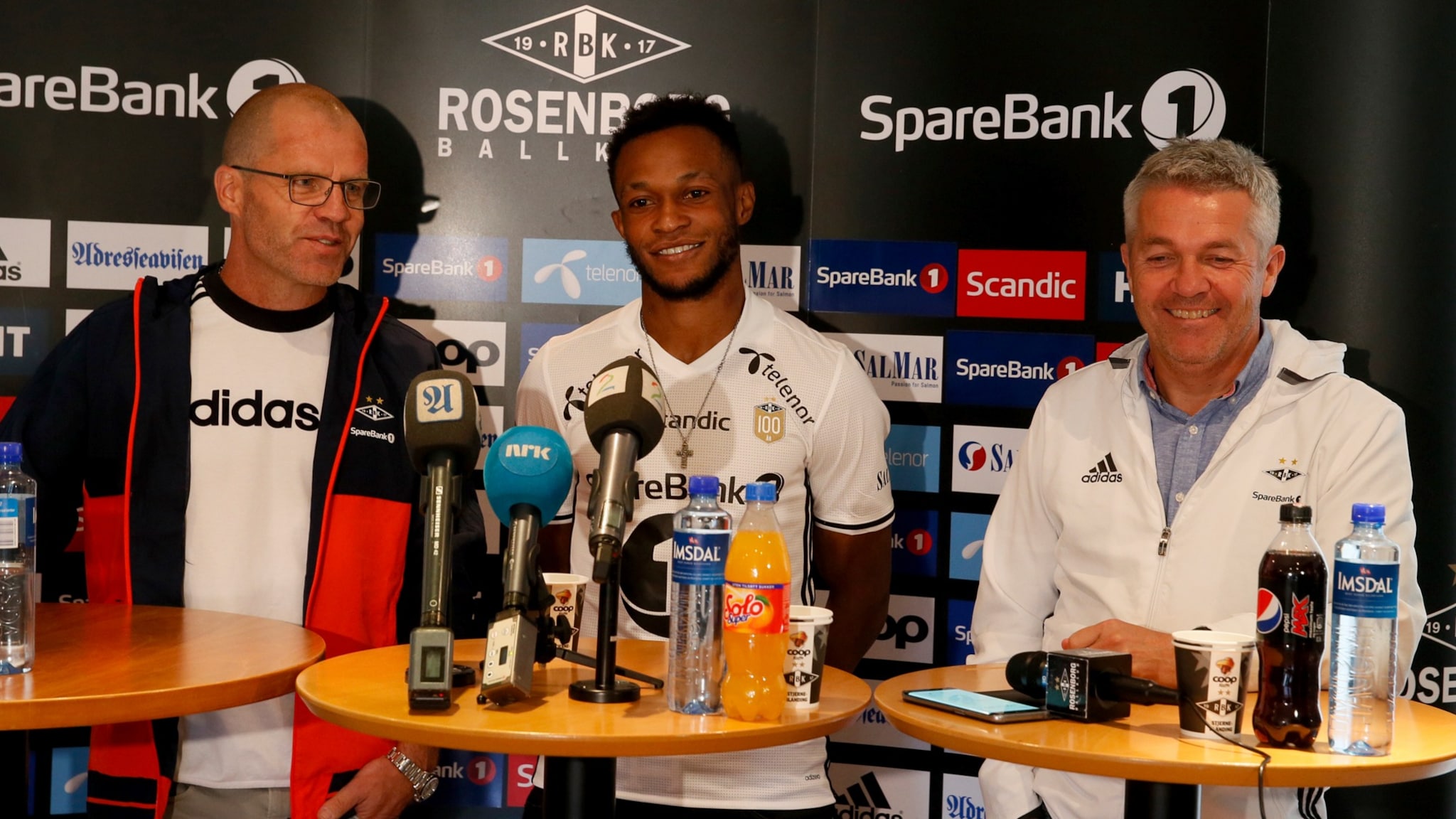 Se tirsdagens pressekonferansen fra Brakka