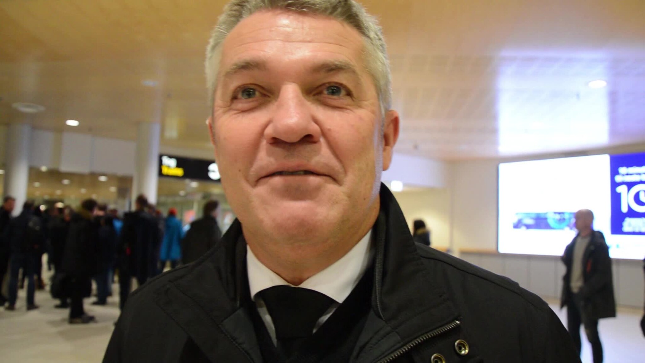- Jeg er ferdig med sammenkomster