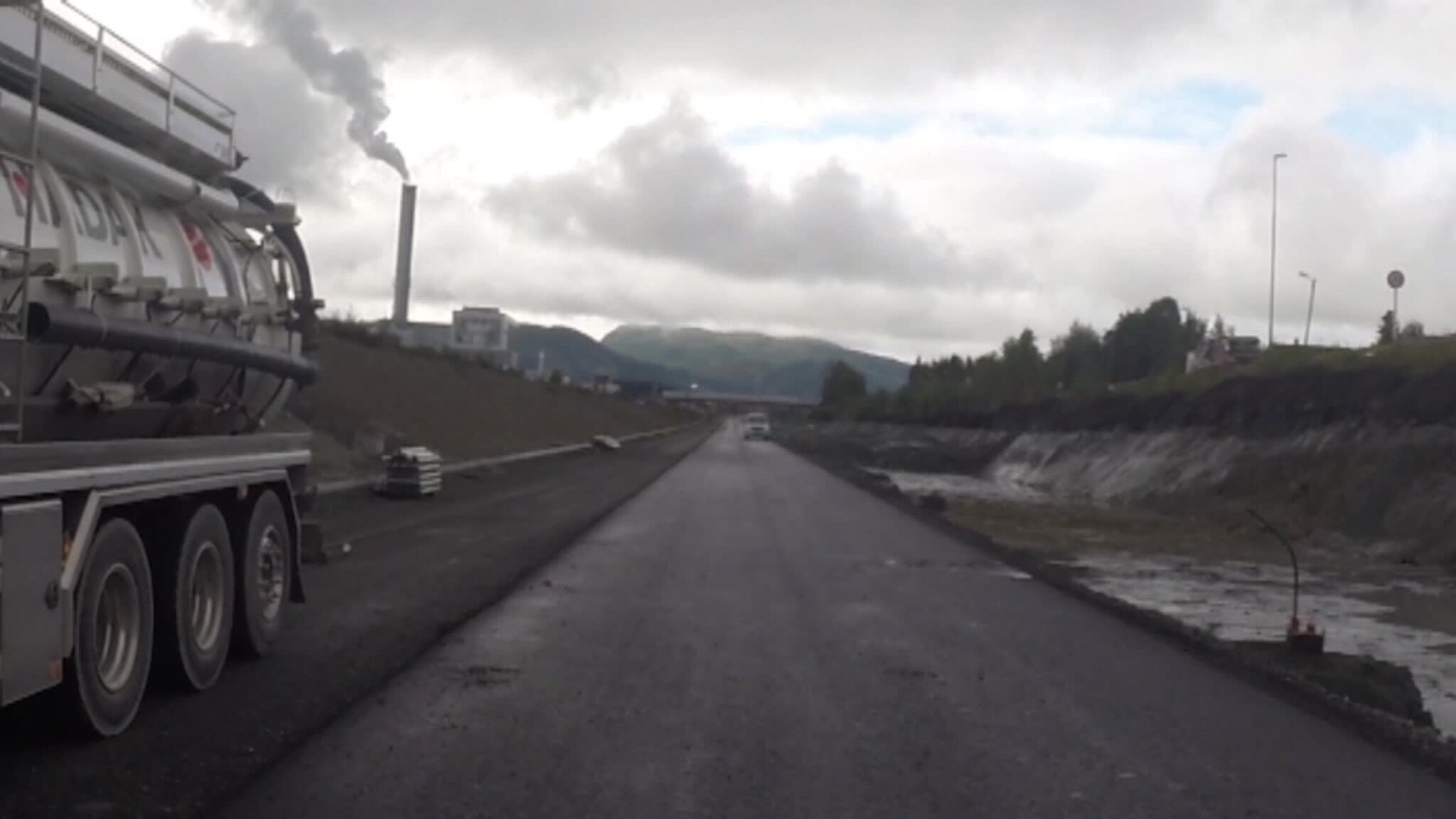 Ny E6 på Tiller