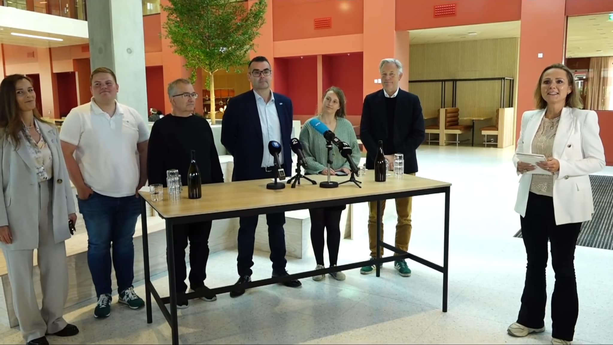 Opptak: Høyre inviterte til pressekonferanse