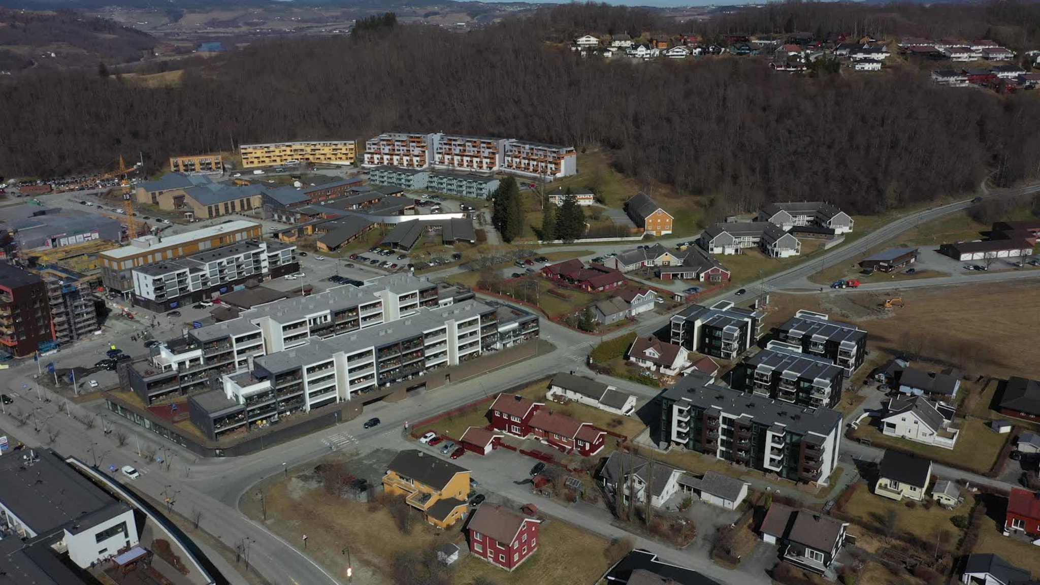 Dronebilder av Melhus sentrum