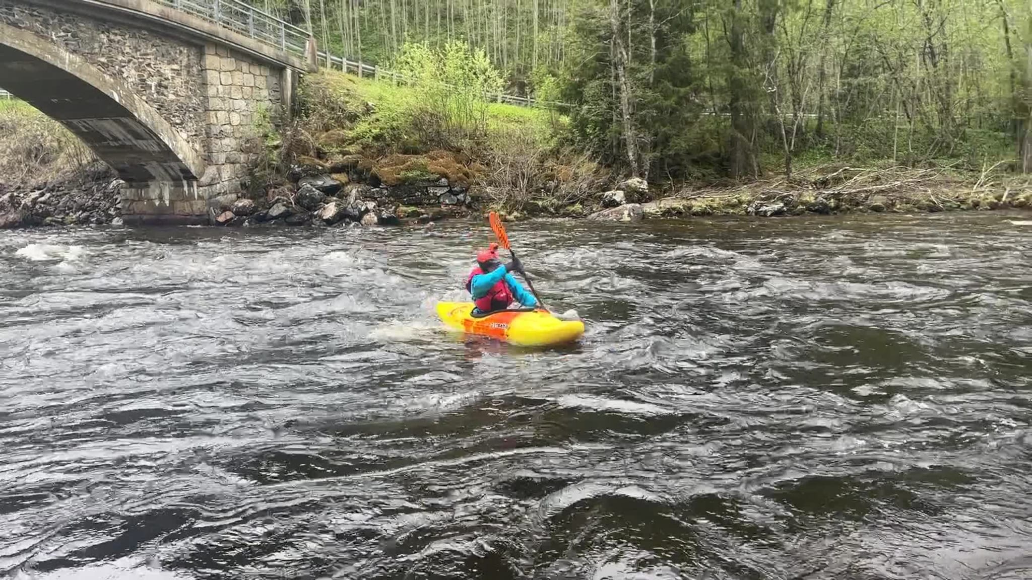 Elvepadling i Sokna 2