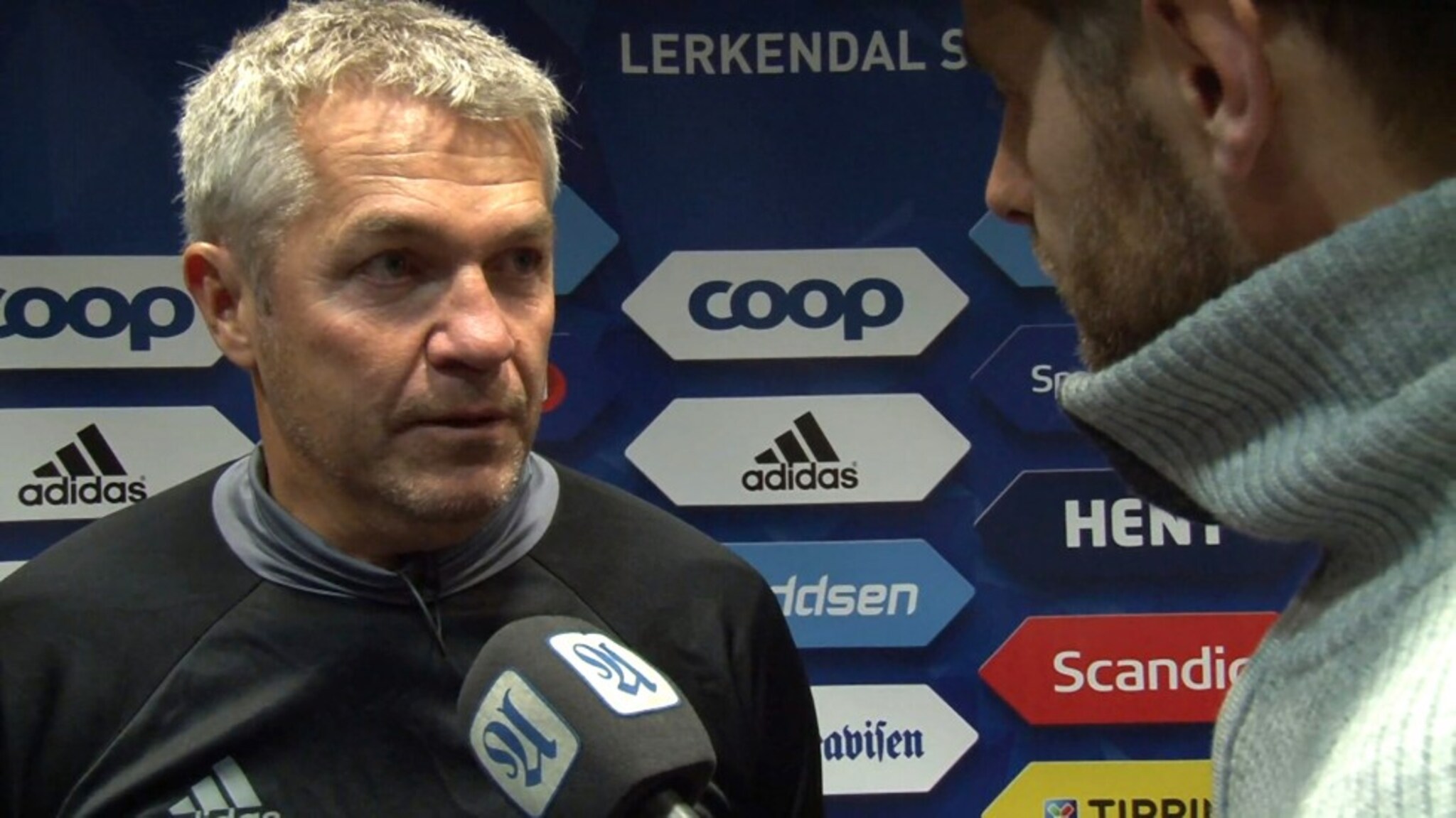 - Førsteomgangen luktet det svidd av